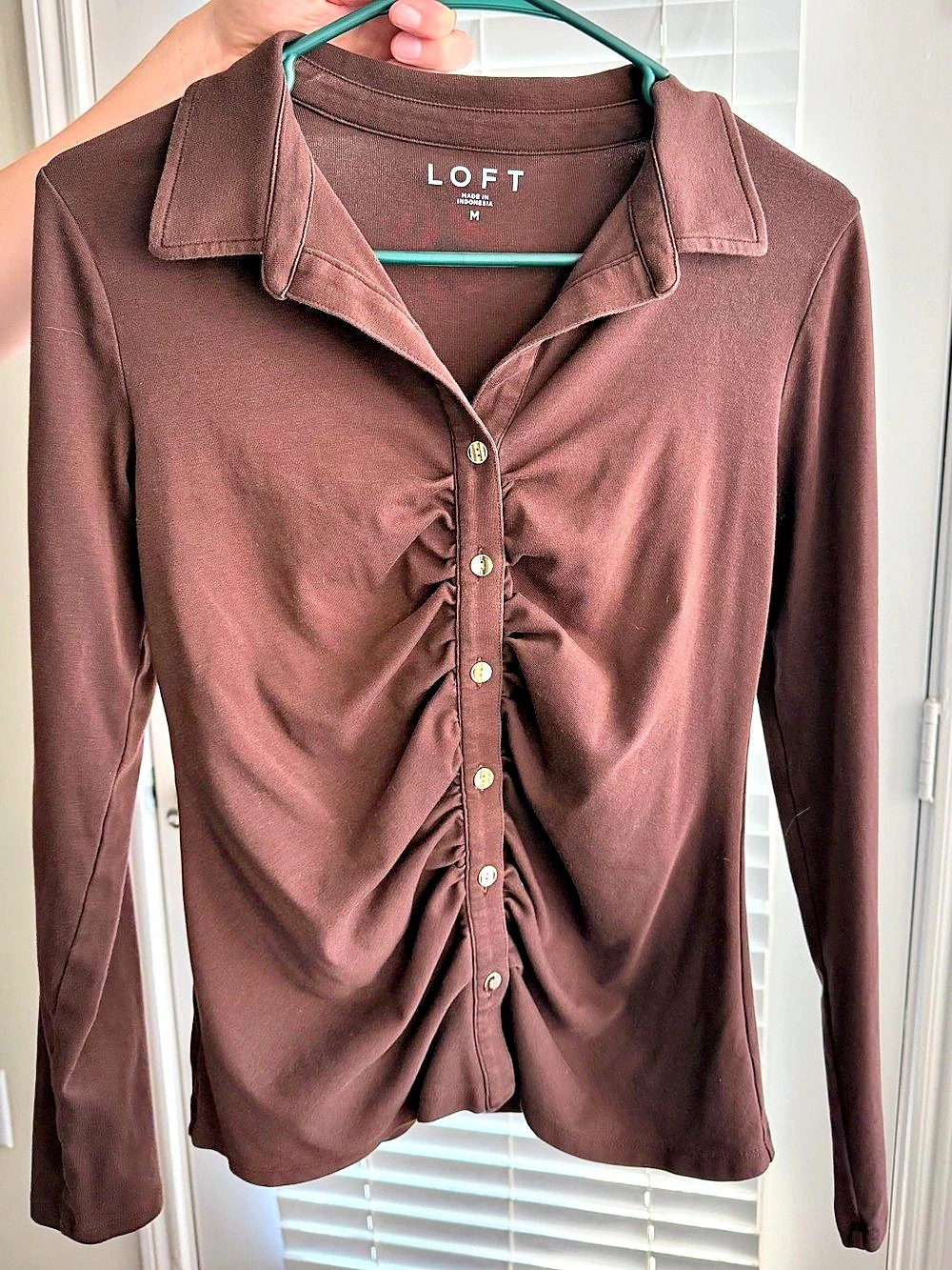 LOFT Ruched Long Sleeve Button Down in Brown Like New